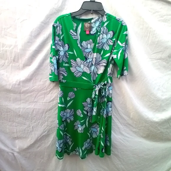 Vince Camuto | Dresses | Vince Camuto Wrap Floral Dress Size 4 | Poshmark Vince Camuto | Dresses | Vince Camuto Wrap Floral Dress Size 4 | Poshmark